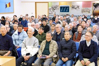 神奈川・三浦〈県〉の集い。新たな広布前進を約し合った（8日、三崎会館で）