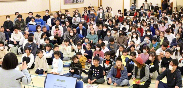 大高少女部長が訪れた、第5埼玉総県の少年少女きぼう大会（8日、所沢平和会館で）