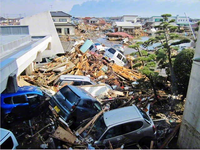 2011年3月11日の午後4時、閖上中学校の2階から撮影した写真（宮本さん提供）