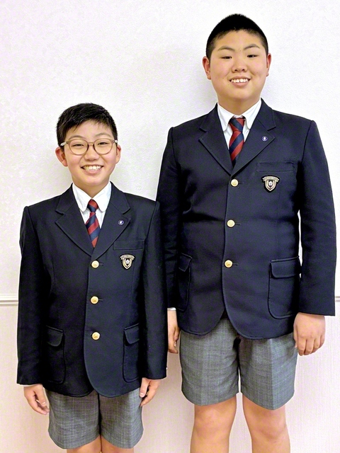 関西小の太田悠希さん㊧と深澤貴雄さん