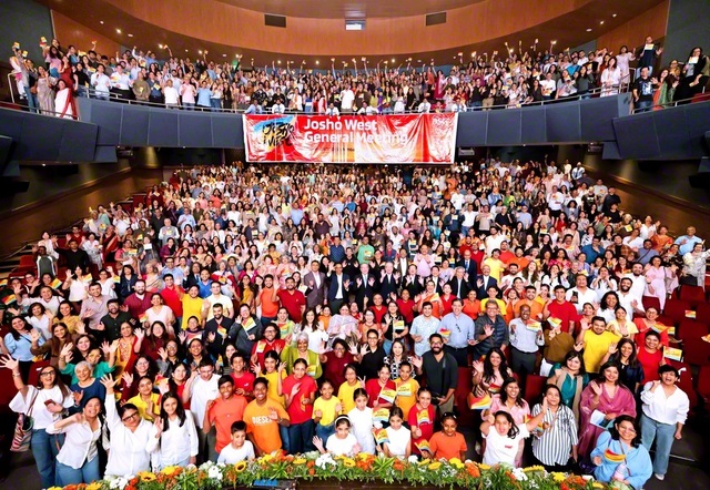 “出でよ！　幾万、幾十万の山本伸一よ”――師の熱願に呼応し、立ち上がったインドの同志たち（本年1月26日の常勝西インド総会）