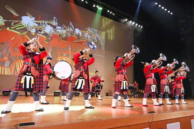 勇壮なファンファーレを響かせた、マーチングバンド部「プライド・オブ・ソウカ」