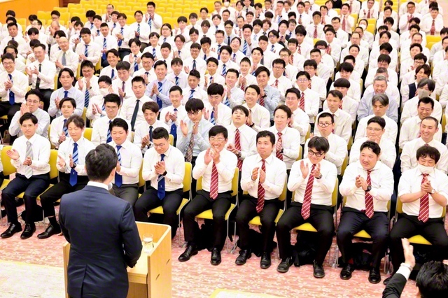 新時代中部運営創価班と新時代中部選抜牙城会の合同結団式