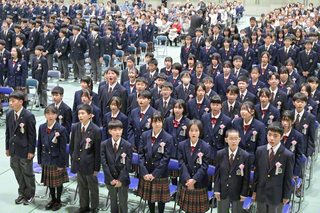 関西創価中学校の入学式