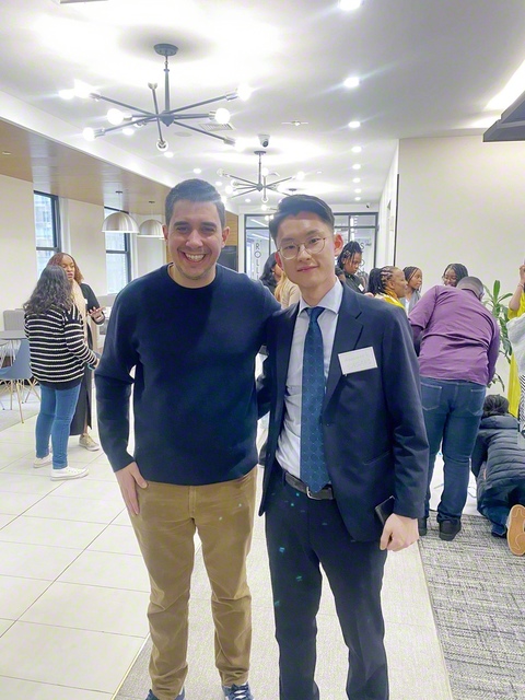 ユース担当国連事務次長補のフェリペ・ポーリエ氏と記念のカメラに（3月8日）