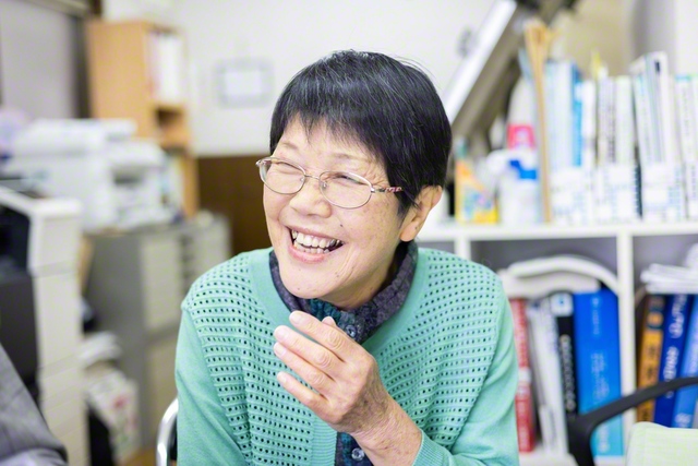 いつも明るい妻・朝子さん。絵本作家になる夢があったが、今は、朝子さんの俳句に、永田さんの挿絵を添えて、俳句集を作ることを目標に、日々、俳句を詠んでいる