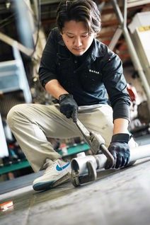 仕事でも、学会活動でも、一期一会の縁を大事にする坂本さん。「新しい人との出会いが、ホント楽しいっすね」