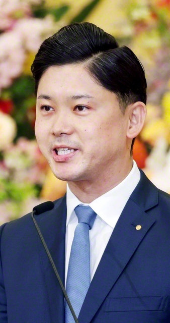 梁島男子部長