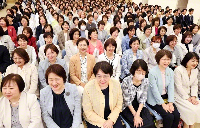 “女性の世紀”を進む決意も新たに！――「5・3」で結成5周年を迎え、桜梅桃李のスクラムを一層広げゆく女性部の友（同）