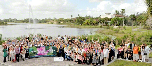 多宝会の研修会に参加したメンバーが決意を胸に記念撮影（フロリダ自然文化センターで）