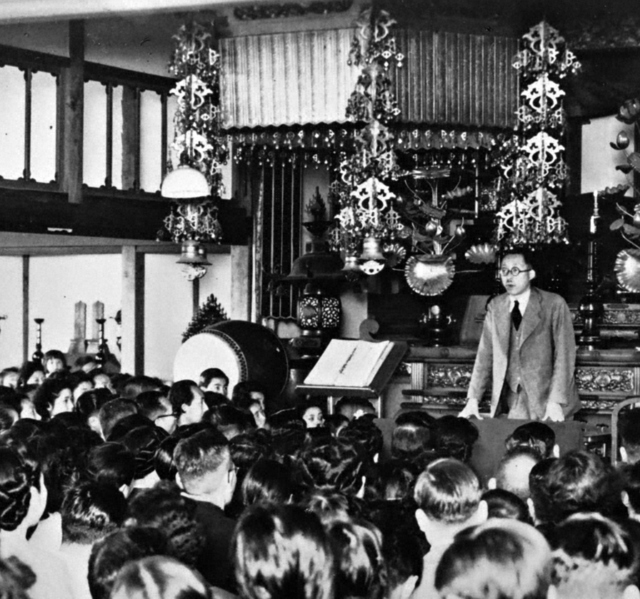 戸田先生の第2代会長就任式（1951年5月3日、東京・墨田区で）。広布の歴史は、再び大きく動き出した