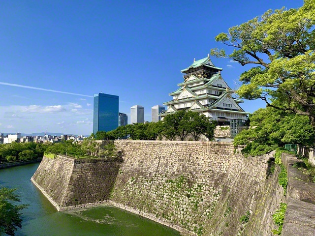 大坂城の石垣は日本の城で最も高く積まれている