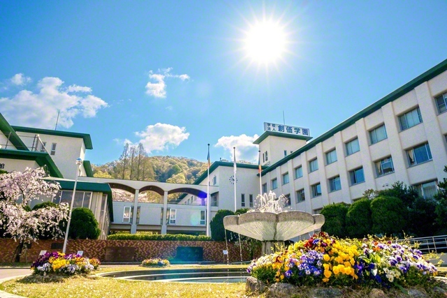関西創価学園のキャンパス