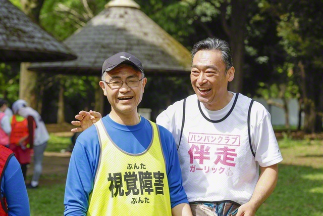 ぶんたさん㊧と