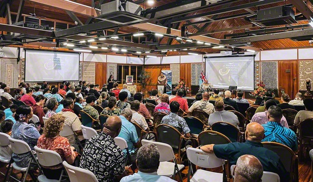 スバの太平洋諸島フォーラム会議ホールで行われた出版記念イベント。太平洋地域の政策立案者、外交官、地域リーダーなど約200人が参加した（写真は全てPCU提供）