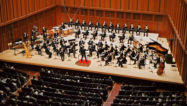 昨年4月に行われた関西吹奏楽団の定期演奏会（東大阪市文化創造館で）