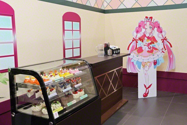 作中でおなじみのケーキ店「パティスリーチュチュ」　© ABC-A・東映アニメーション