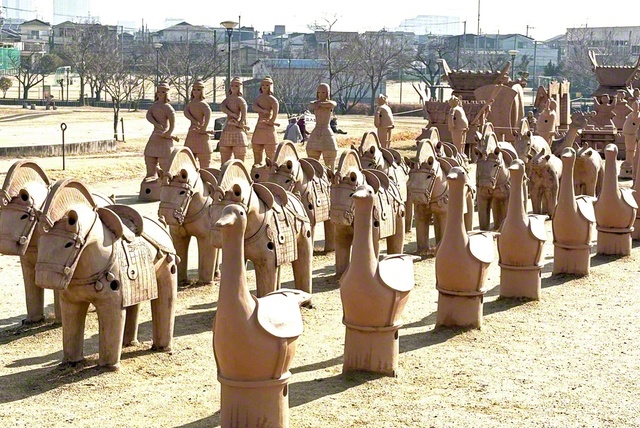 日本最大級の家形埴輪も発掘された