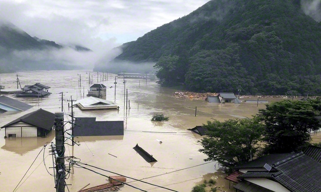 令和2年7月豪雨で甚大な被害に見舞われた熊本県球磨村の神瀬地区（熊本災害デジタルアーカイブ）
