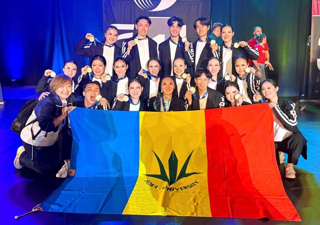 「世界大学チアリーディング選手権大会」の「大学ヒップホップ部門」で世界一に輝いた現役創大生のダンスチーム「創価大学　SWDC」