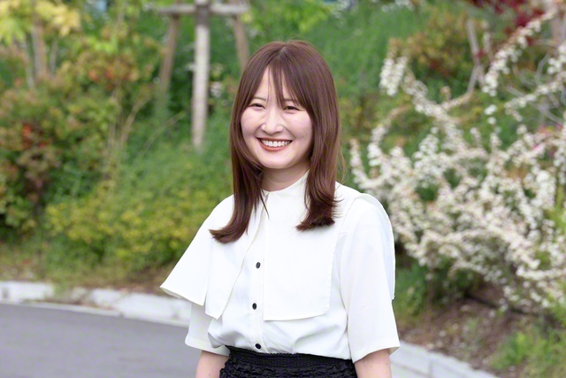 今日まで学会活動に挑戦できたのは「実は、父のおかげかもしれません」と語る綾香さん。“父にも信心で幸福を開いてほしい”との思いが、ずっと胸にあったからと