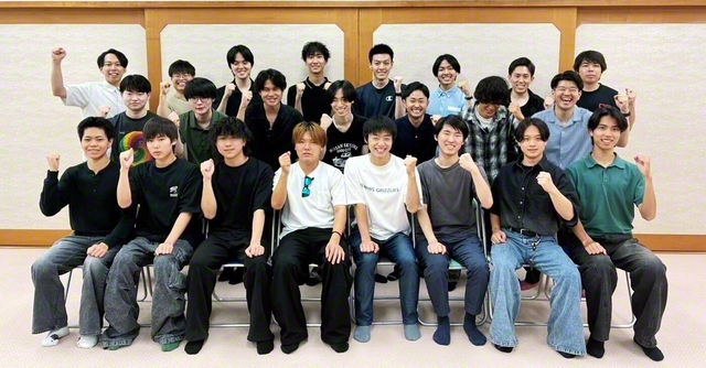 27日に開催した総新潟合同部会。第2部の森和也さん＝ビクトリーリーダー＝は、「同世代の活躍に刺激を受けます」と（三条燕文化会館で）