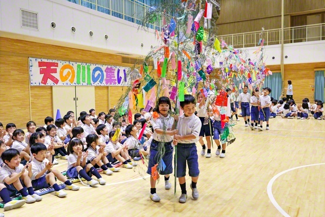 関西小の「天の川の集い」