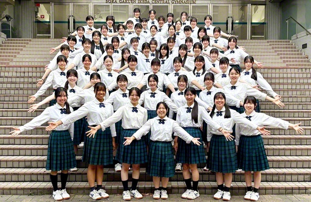 創価高校の女子ダンス部