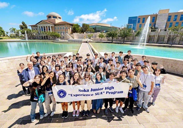 アメリカ創価大学★置時計 ★創価学会 東京・創価学園は2027年度から大きく変わります！（2面から続く）