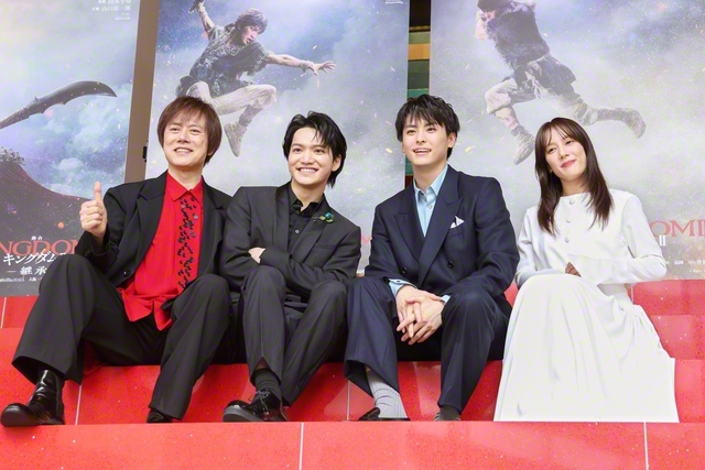 左から山口祐一郎、三浦宏規、高野洸、山本千尋