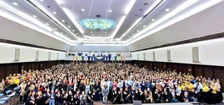 ブラジルSGI婦人部の第1回創価女性平和会議。参加した友人たちにも学会理解の輪が広がった（ブラジル池田文化会館で）