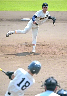 4回無失点の好投を見せた川久保投手（スリーボンドスタジアム八王子で）