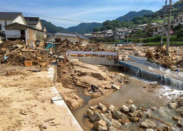 西日本豪雨によって大きな被害を受けた街並み。各地で河川の氾濫や浸水、土砂崩れなどの被害が相次いだ（2018年7月、広島・安芸郡坂町で）