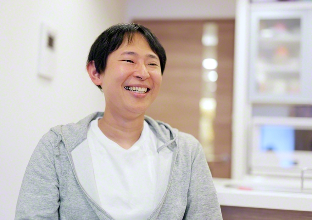 闘病を振り返り、「なんで俺がって、一度も思わなかった」と鶴さん。闘う炎を燃やし続けられたのは「間違いなく信心のおかげ」