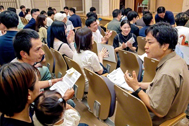 広島平和記念資料館で行った研修（昨年8月、広島市内で）