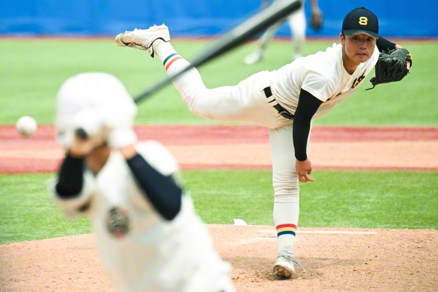 安定した投球で九回途中まで123球の熱投を見せた主将・川久保