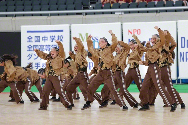 部門3位の東京高の女子ダンス部（25日、同）