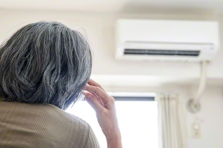 自宅避難ではエアコンが十分に使用できない状況も（イメージマート）　　　　　　　　　　　　　　　　　　　　　　　　　　　　　　　