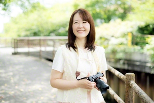 「“家族の宝物”となるような写真を撮れるよう、日々技術を磨いています」と小野さん。ママ目線に立った仕事ぶりが反響を呼んでいる