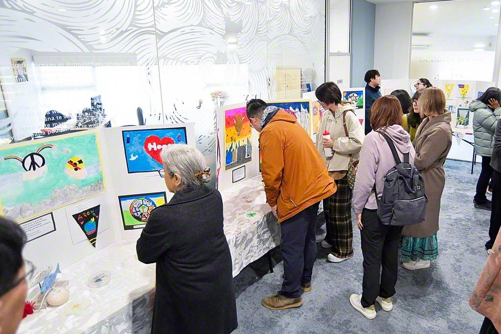 オークランドのニュージーランド文化会館で開催された絵画展