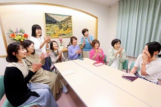 “縁する全ての人を幸福に”――師と不二の心を輝かせながら進む入間本部の友。互いを思いやる温かな絆と笑顔で友情と信頼の連帯を築く