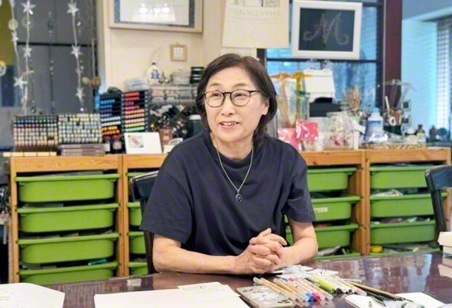 （公財）日本手芸普及協会評議員　カリグラフィー部門長　小田原真喜子さん