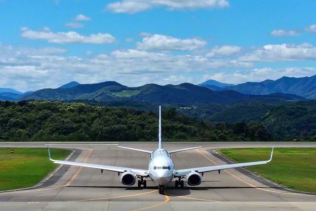 島根県西部の空の玄関口「萩・石見空港」。さあ、広布の大空へ、喜び勇んで出発！＝島根・瀧野信一通信員