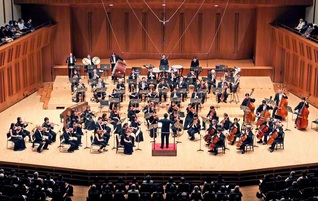 昨年11月に行われた富士交響楽団の定期演奏会（東京芸術劇場で）