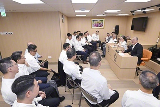 谷川SGI理事長と香港の支部長らとの懇談会（香港文化会館で）