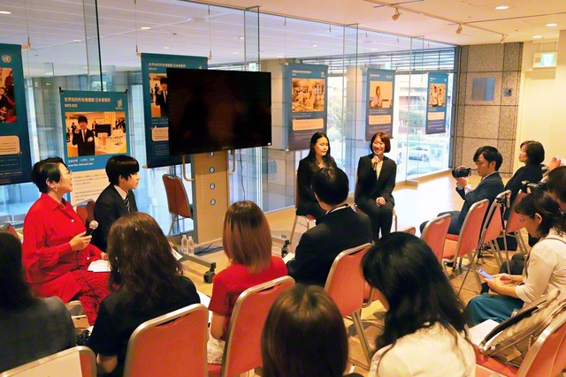 写真展の開幕に先立ち国連大学で行われたトークイベント（21日）