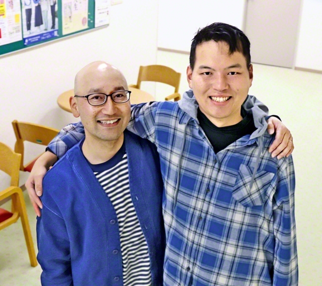 息の合った江田さん㊧と上野さん