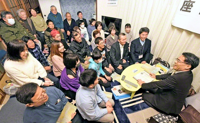 【北本陣区・創価地区】“皆が地区の宝”との思いで、はつらつと前進する創価地区の青年座談会（北区内で）