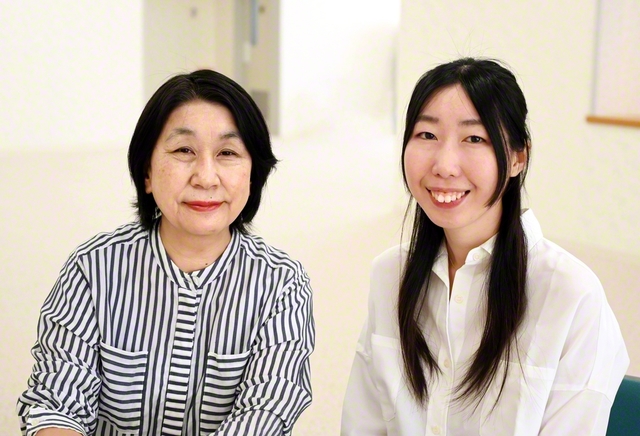山谷さん㊨と黒澤圏女性部長