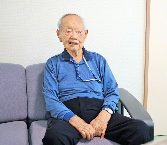 インタビューに答える中尾さん